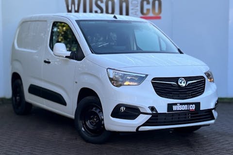 White Vauxhall Combo 1.5 L1h1 2000 Sportive 2021